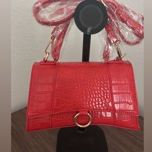 Elegant Red Croc-Embossed Women's Bag